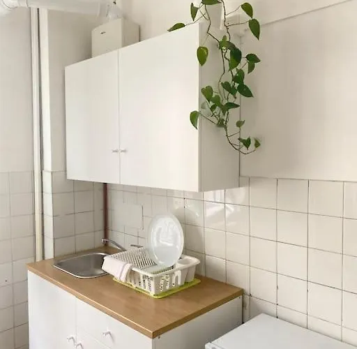 Francesca Ad Apartment